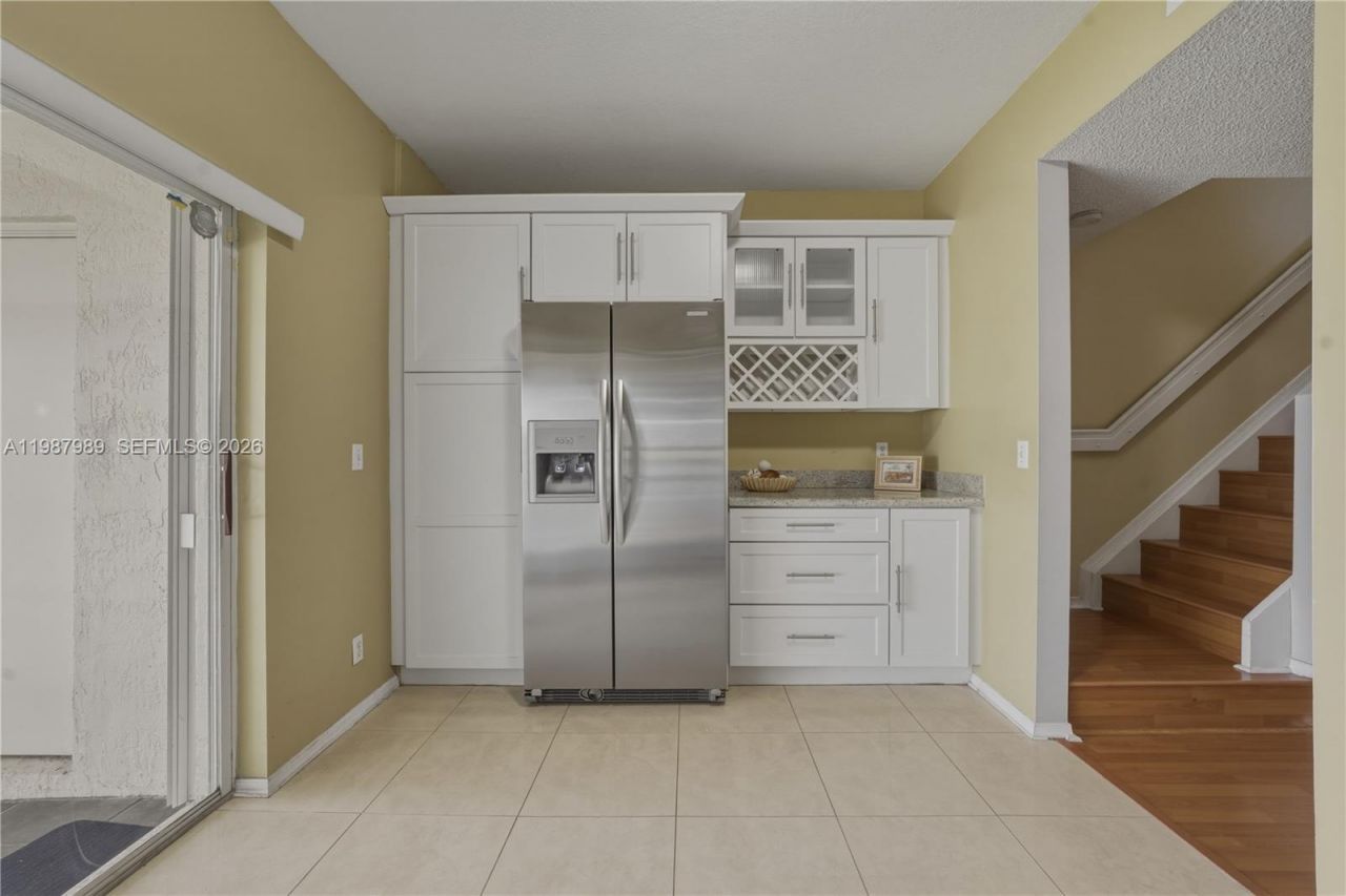 16635 Hemingway Dr , Weston, FL 33326 Photo