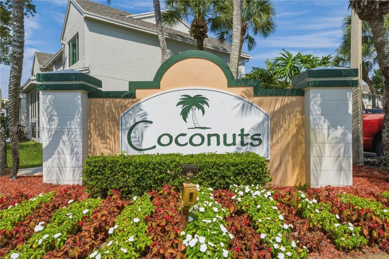 16635 Hemingway Dr , Weston, FL 33326 Photo