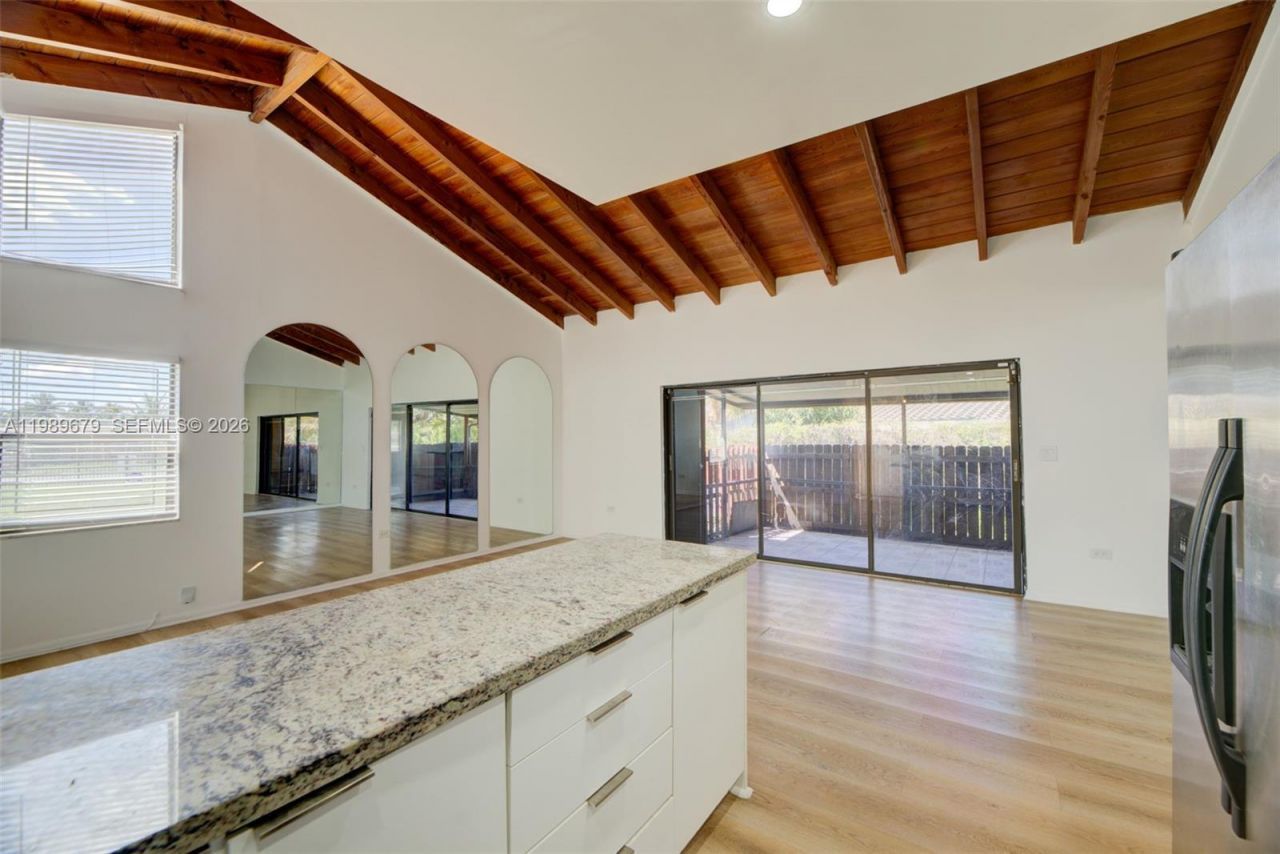 3046 W Missionwood Ln, Unit A-2, Miramar, FL 33025 Photo