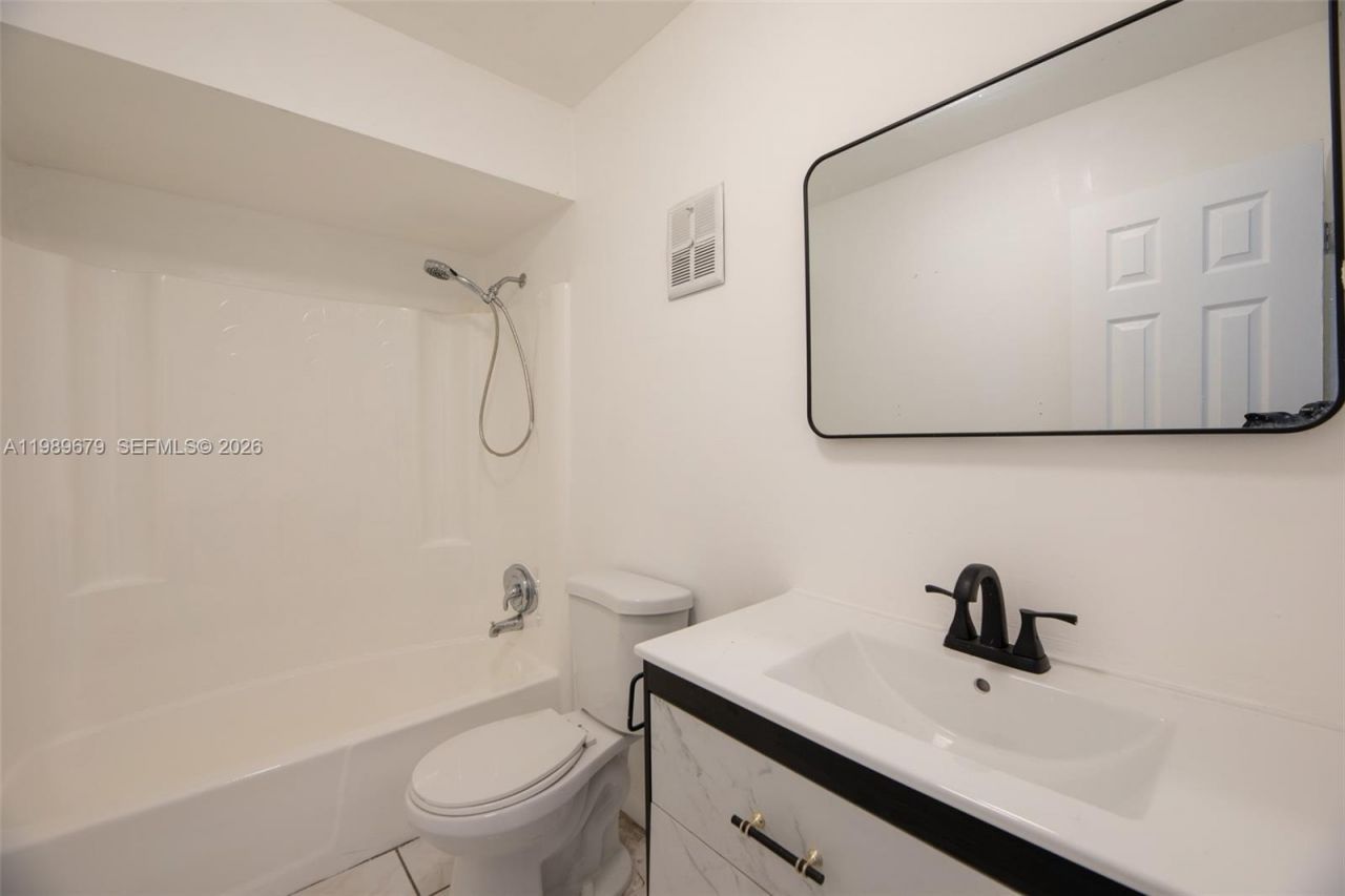 3046 W Missionwood Ln, Unit A-2, Miramar, FL 33025 Photo