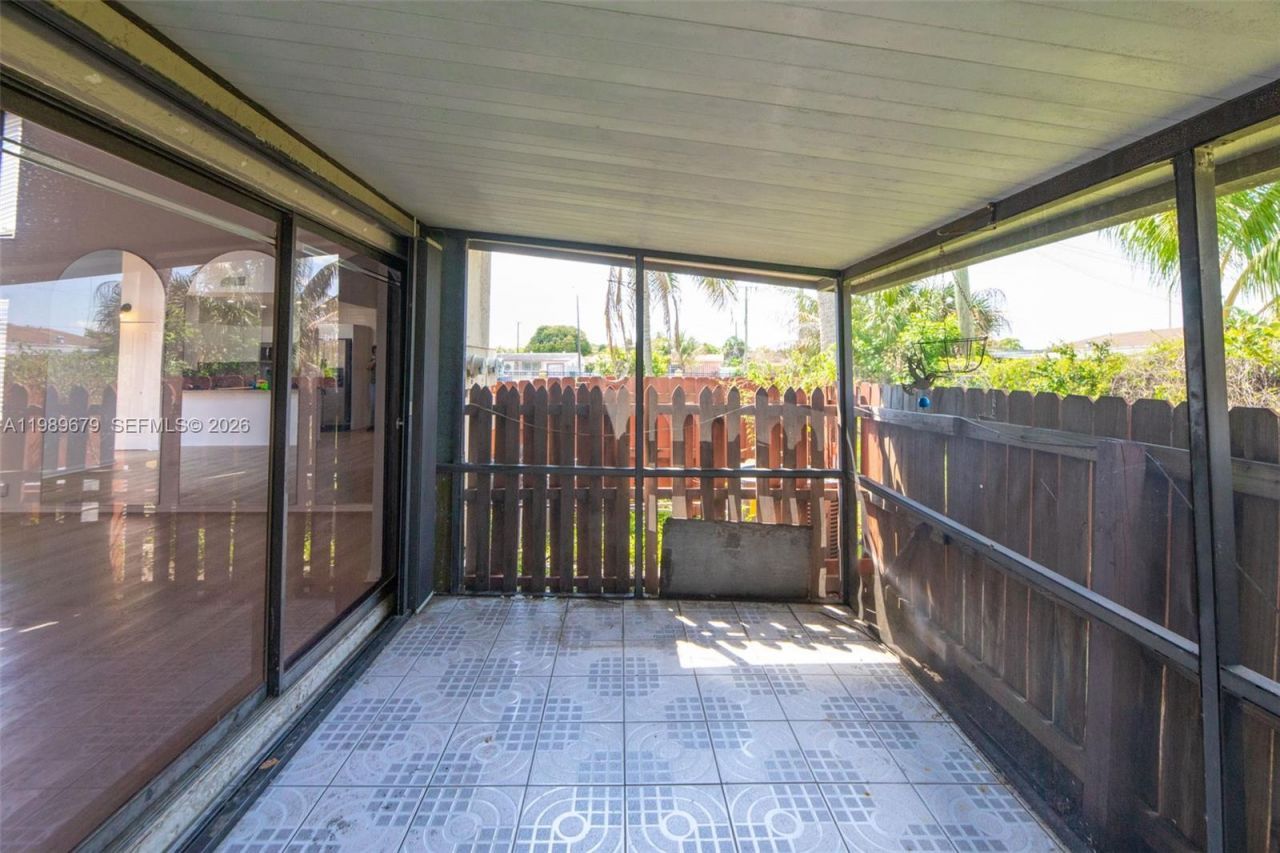 3046 W Missionwood Ln, Unit A-2, Miramar, FL 33025 Photo