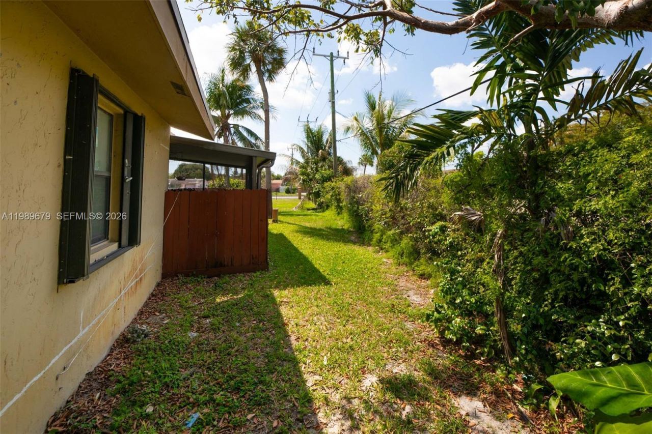 3046 W Missionwood Ln, Unit A-2, Miramar, FL 33025 Photo