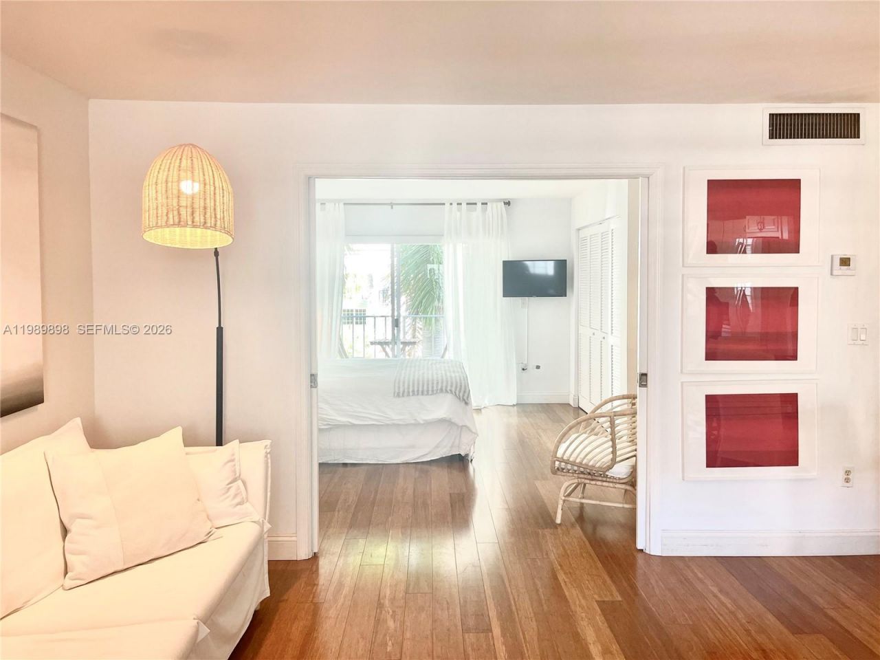 221 Meridian Ave, Unit 410, Miami Beach, FL 33139 Photo