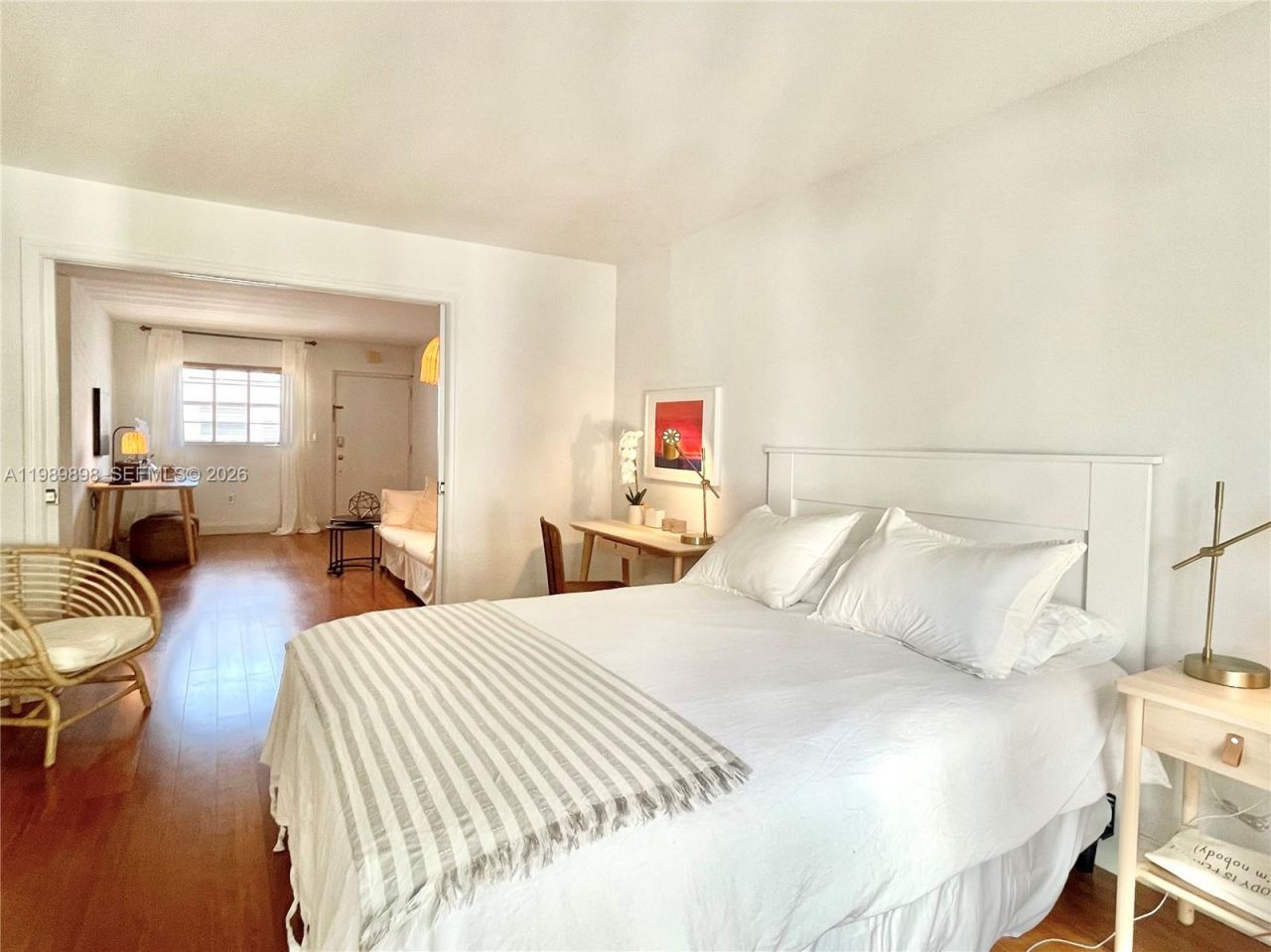 221 Meridian Ave, Unit 410, Miami Beach, FL 33139 Photo