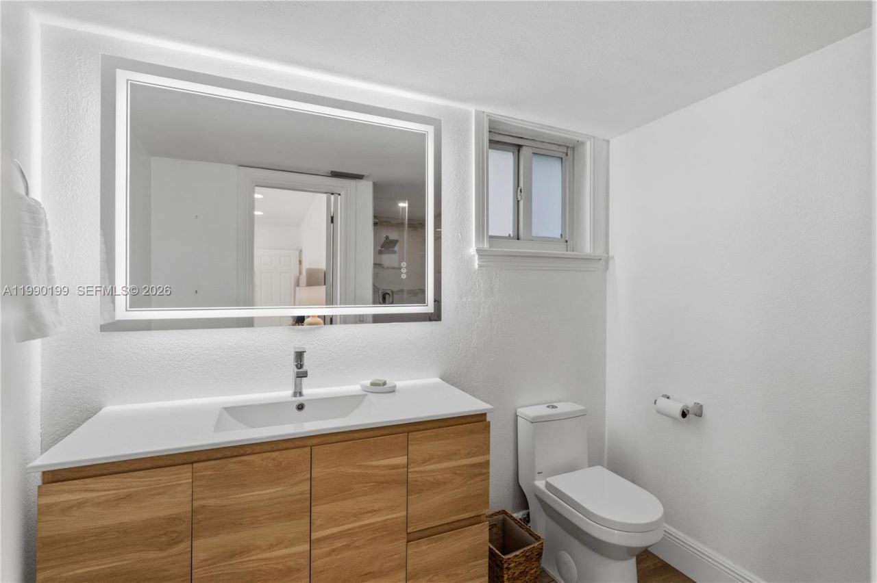 7327 Sabal Dr, Miami Lakes, FL 33014 Photo