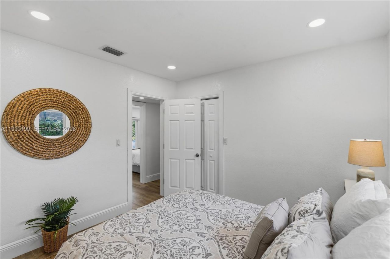 7327 Sabal Dr , Miami Lakes, FL 33014 Photo