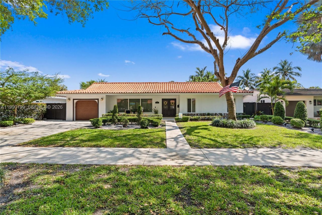 7327 Sabal Dr, Miami Lakes, FL 33014 Photo