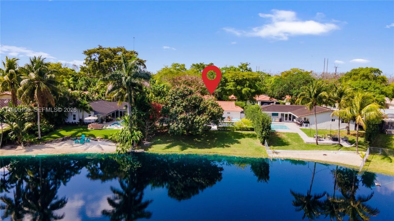 7327 Sabal Dr, Miami Lakes, FL 33014 Photo