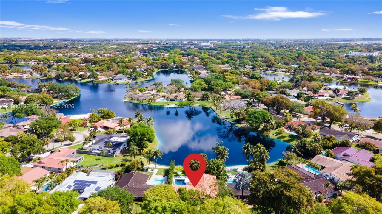 7327 Sabal Dr, Miami Lakes, FL 33014 Photo