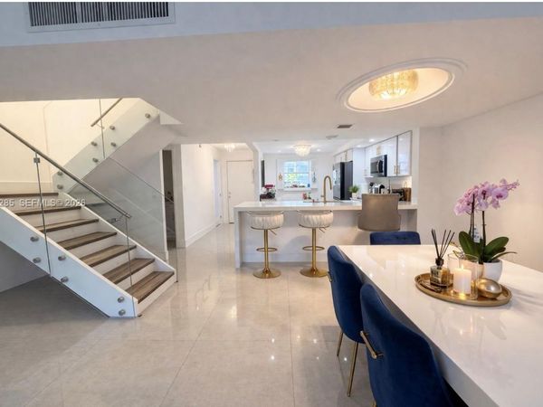 2308 NE 7th St, Unit 29, Hallandale Beach, FL 33009