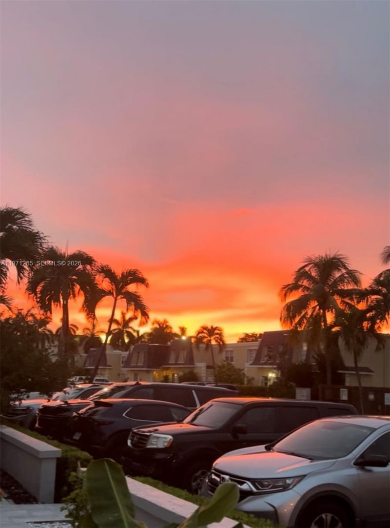 2308 NE 7th St, Unit 29, Hallandale Beach, FL 33009 Photo