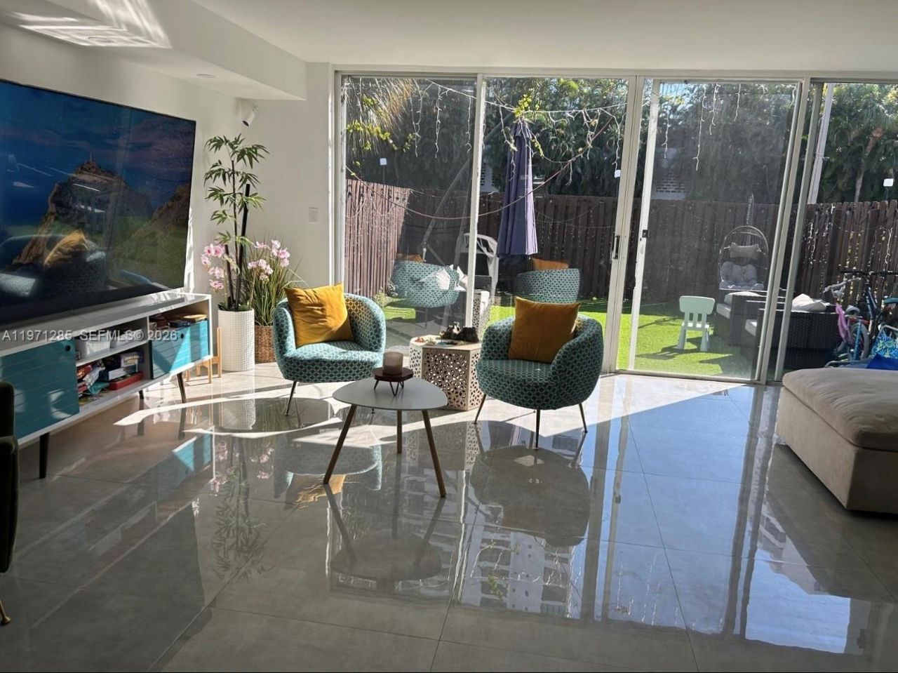 2308 NE 7th St, Unit 29, Hallandale Beach, FL 33009 Photo