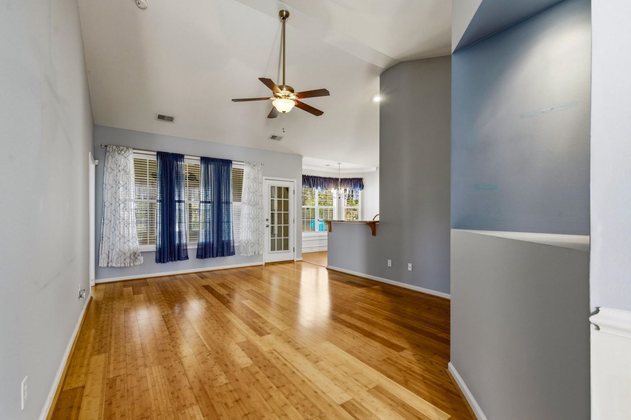 149 Myrtle Grande Dr. Photo 10