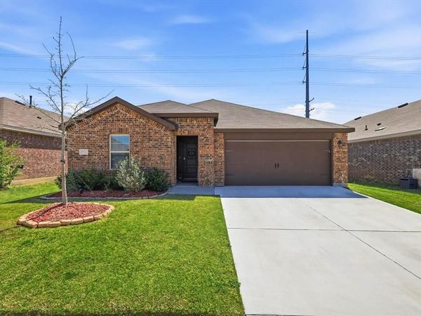 1520 Skyline Drive, Denton, TX 76207