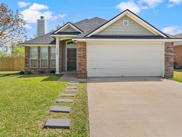 3004 Lippizan Street , Waco, TX 76706