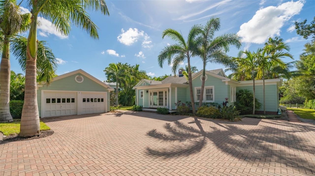847 Hudson Avenue, Sarasota, FL 34236 Main Photo