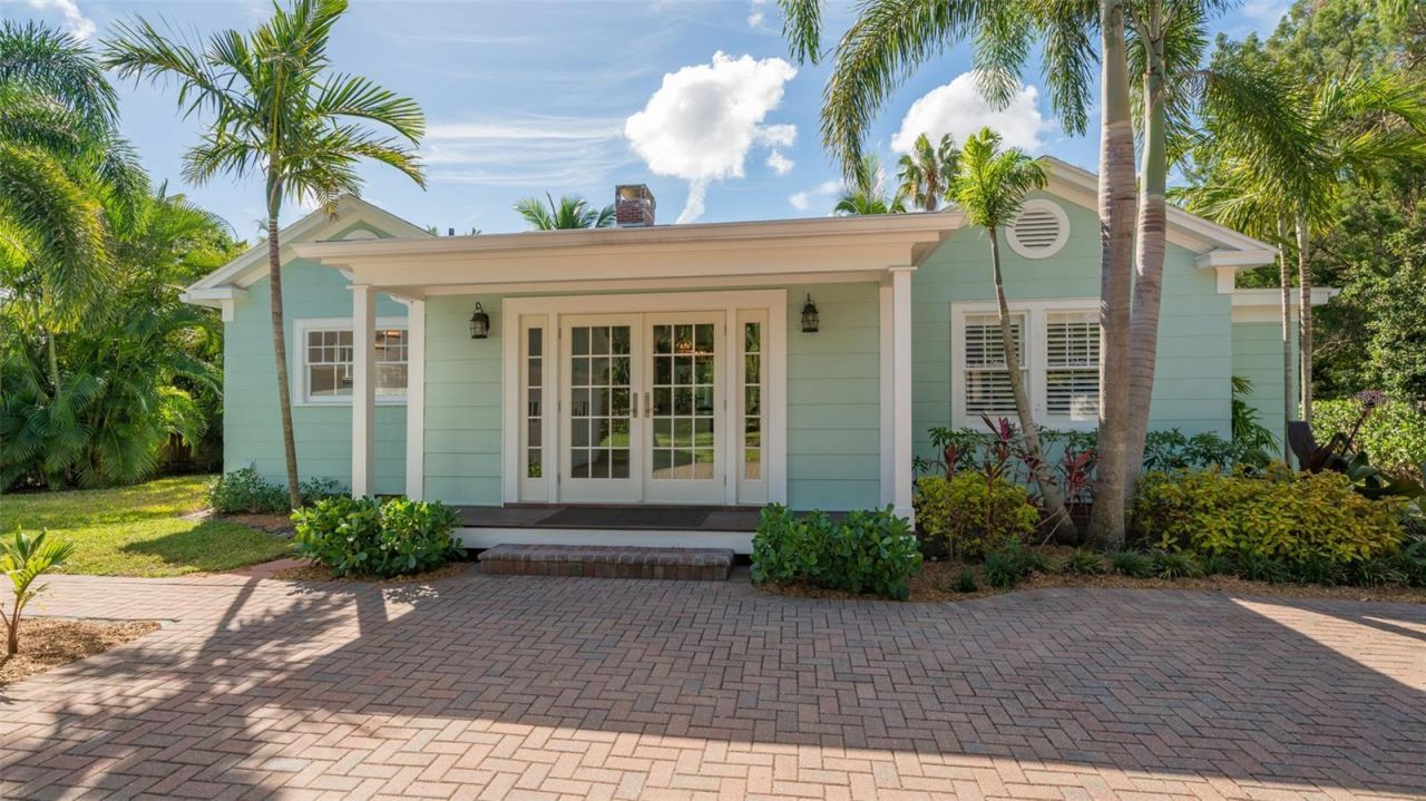 847 Hudson Avenue, Sarasota, FL 34236 Photo