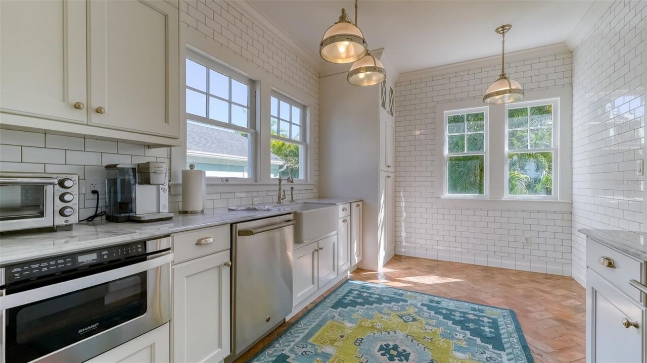 847 Hudson Avenue, Sarasota, FL 34236 Photo