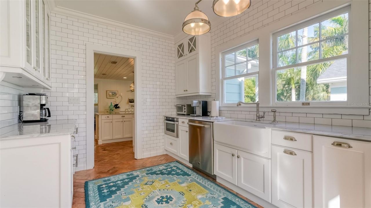 847 Hudson Avenue, Sarasota, FL 34236 Photo