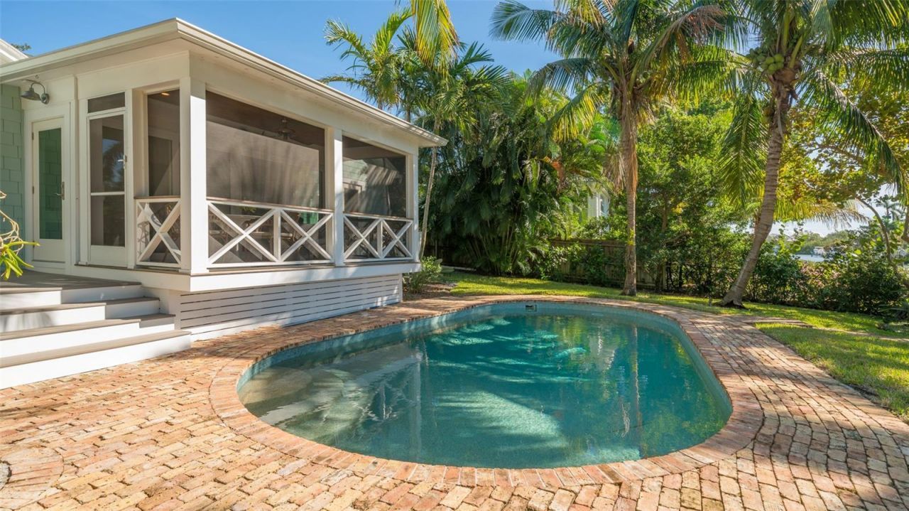 847 Hudson Avenue, Sarasota, FL 34236 Photo