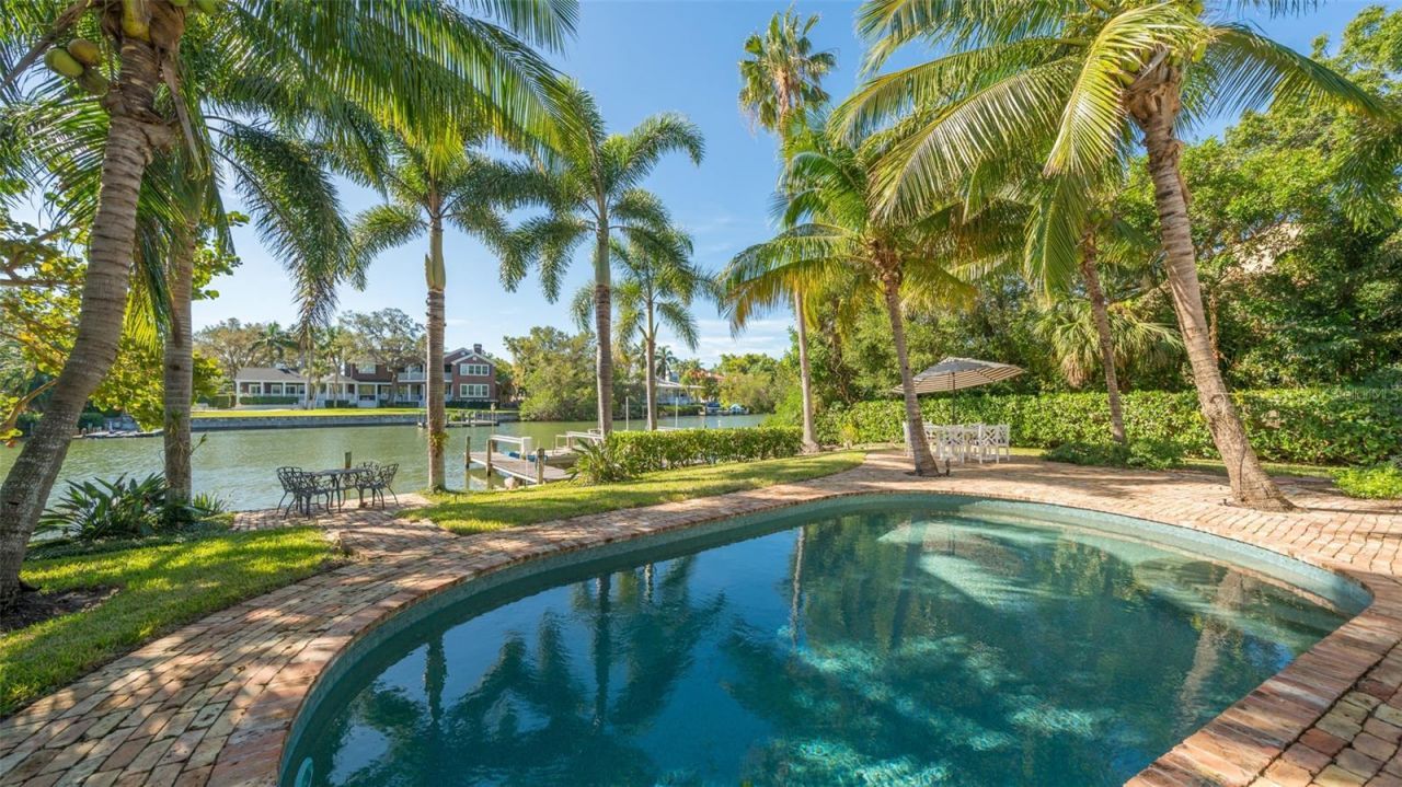 847 Hudson Avenue, Sarasota, FL 34236 Photo