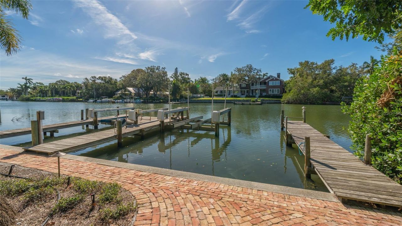 847 Hudson Avenue, Sarasota, FL 34236 Photo