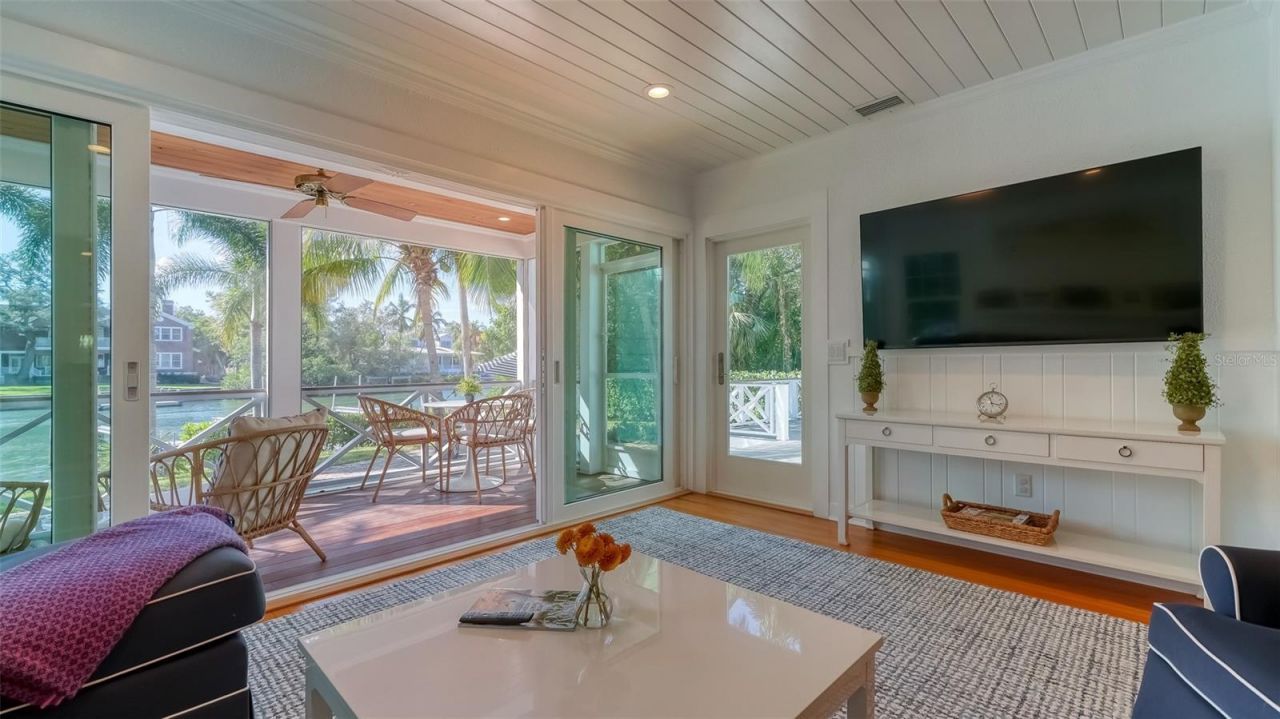 847 Hudson Avenue, Sarasota, FL 34236 Photo