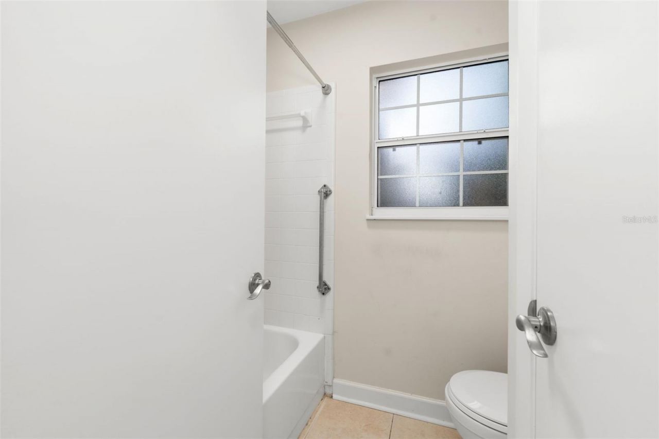 8593 NW 41st Terrace, Gainesville, FL 32653 Photo