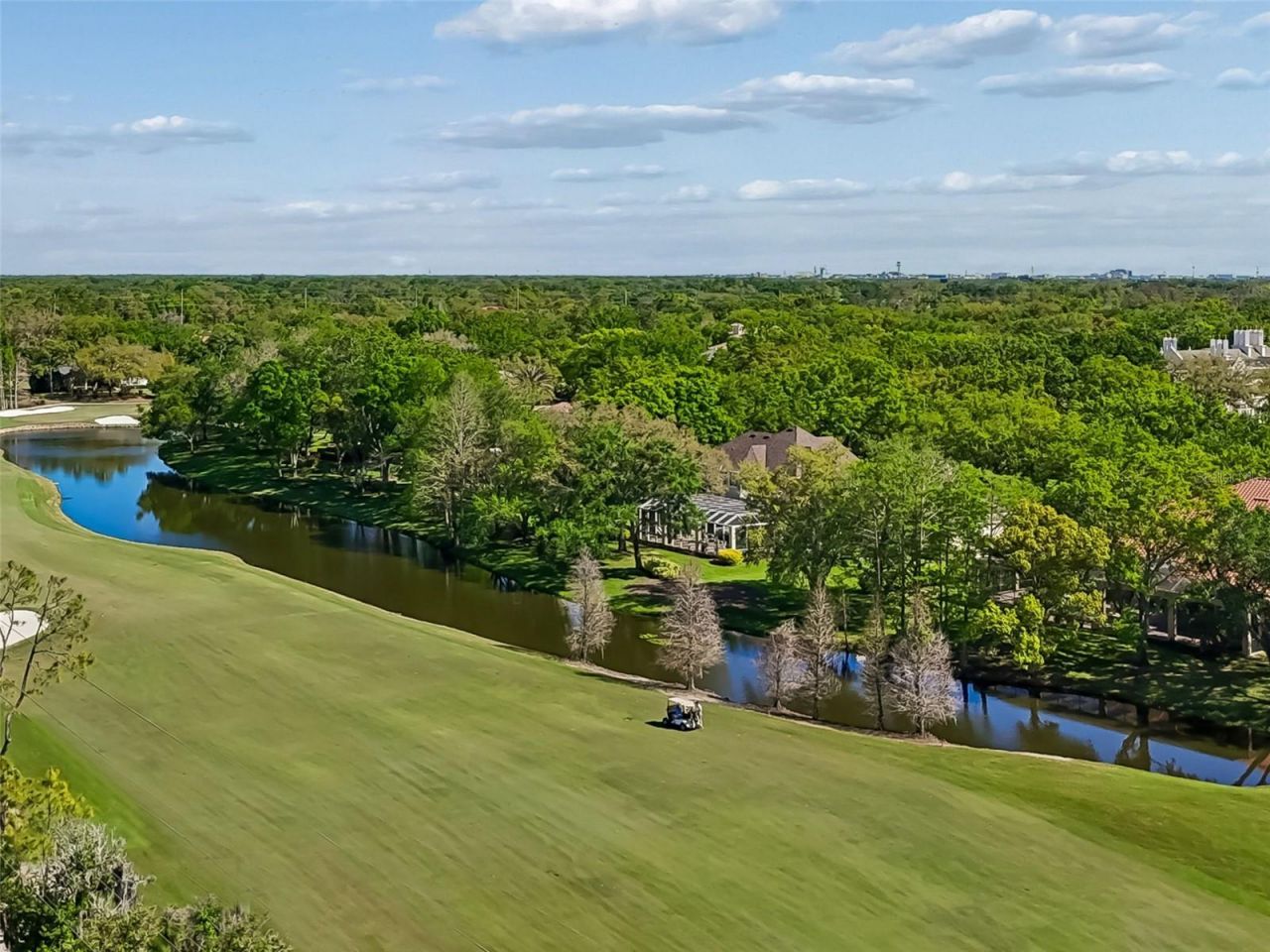 17008 Madres De Avila, Tampa, FL 33613 Photo