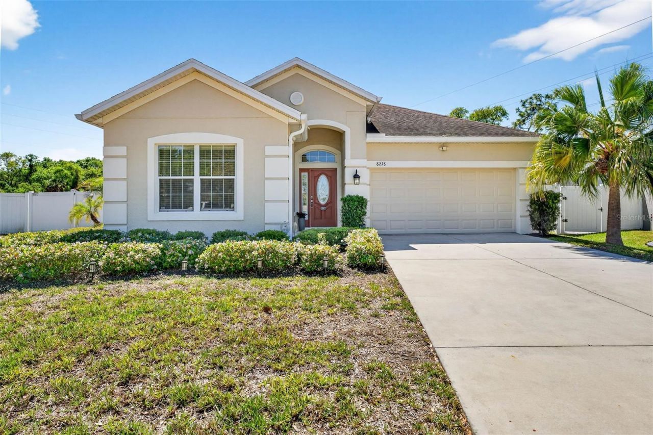 8238 Willow Beach Drive, Riverview, FL 33578 Main Photo