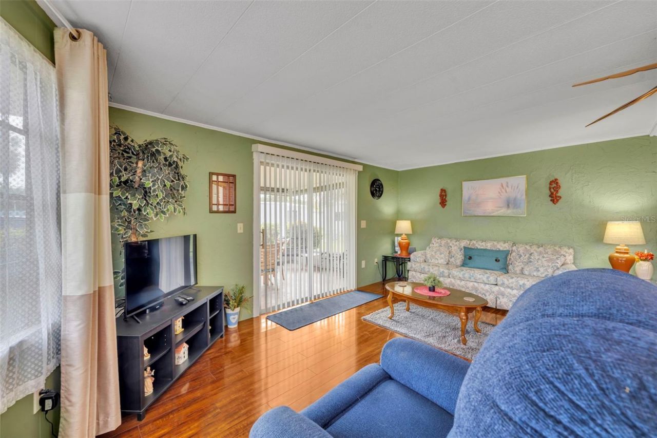 104 Diamond Head Drive, Leesburg, FL 34788 Photo