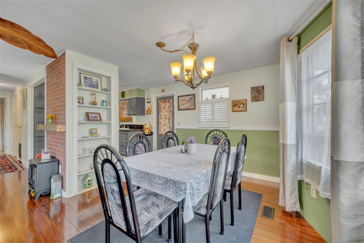 104 Diamond Head Drive, Leesburg, FL 34788 Photo