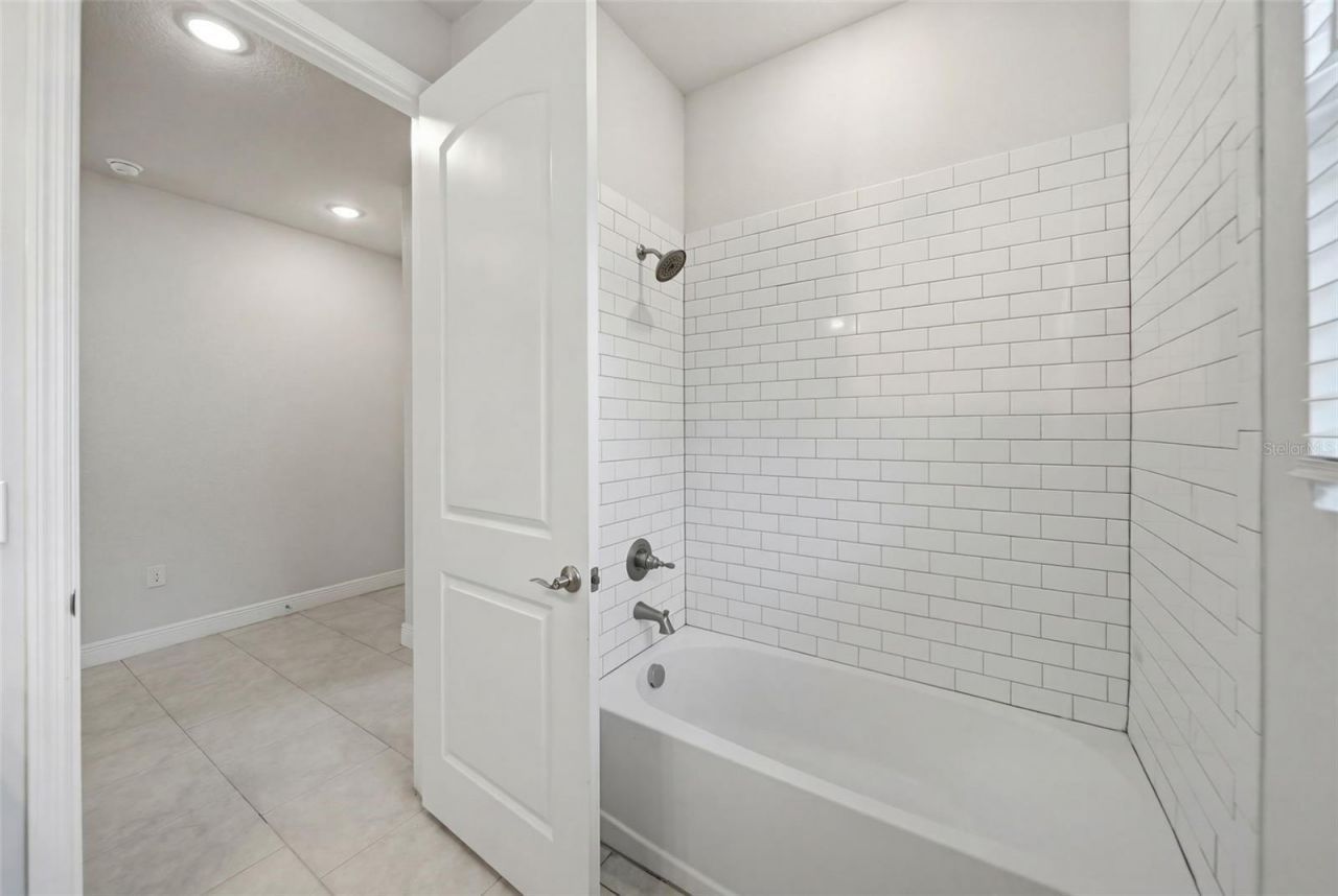 1120 Mattie Pointe Boulevard, Auburndale, FL 33823 Photo