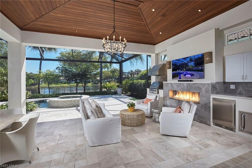 2220 Miramonte Ct, Naples, FL 34105 Photo