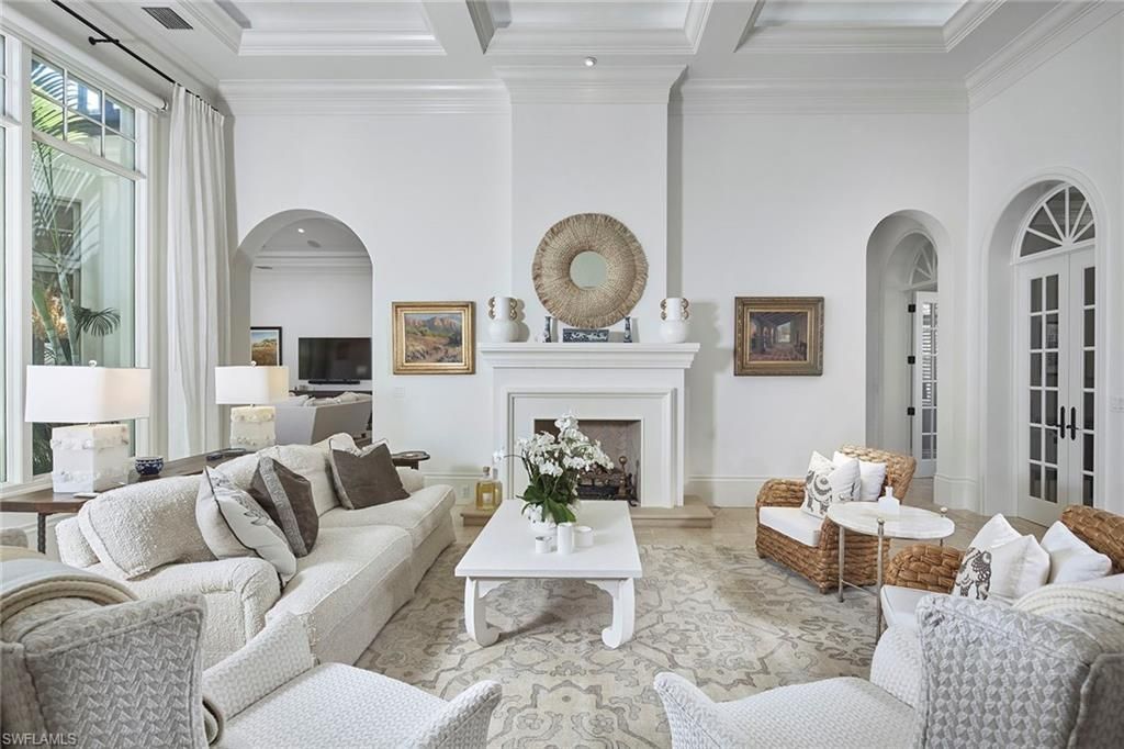 2220 Miramonte Ct, Naples, FL 34105 Photo