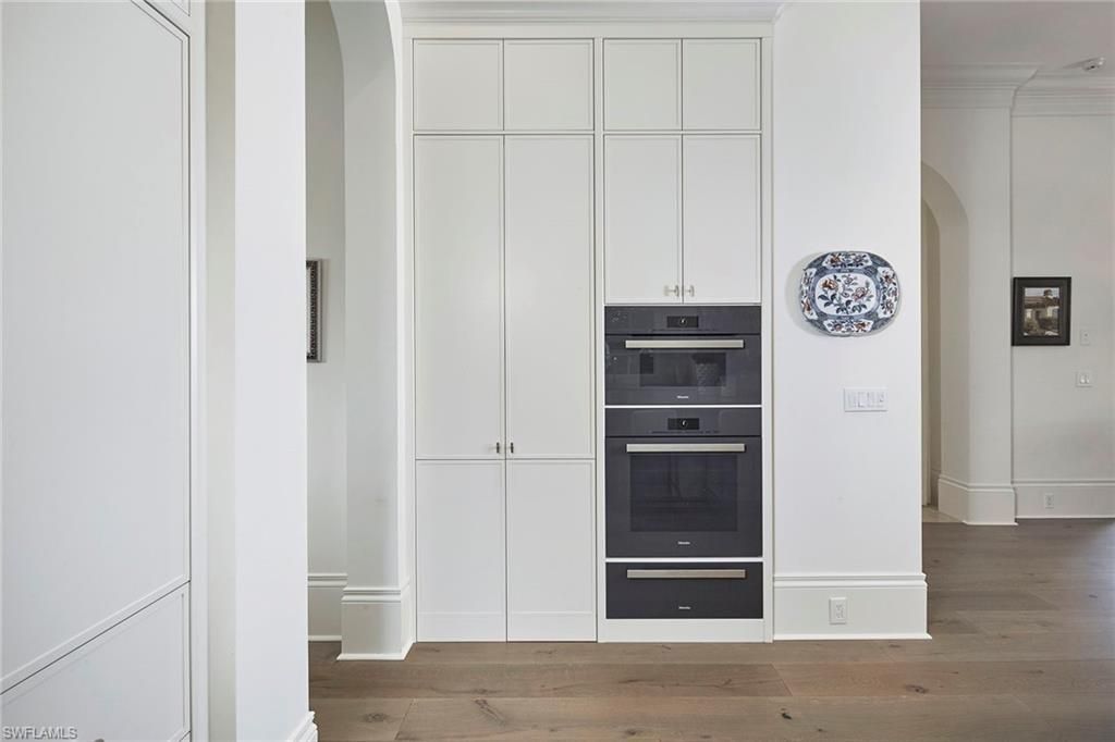 2220 Miramonte Ct, Naples, FL 34105 Photo