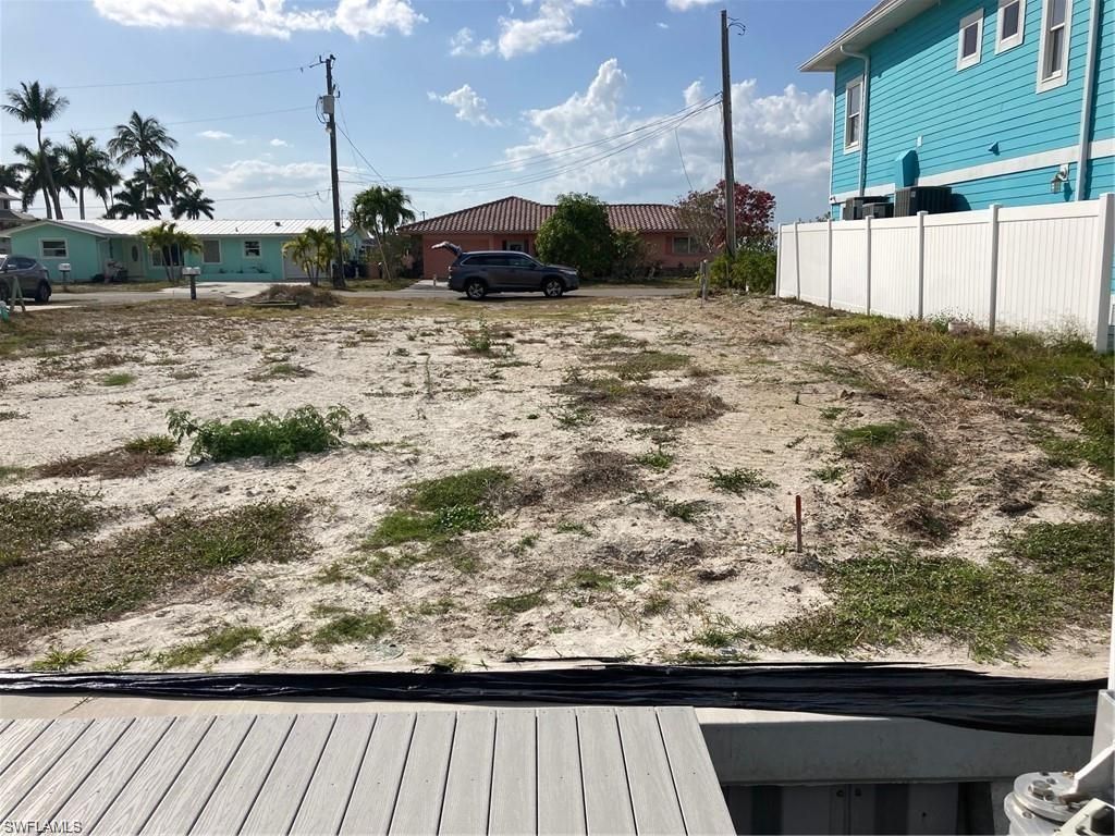 2849 Triggerfish St , Matlacha, FL 33993 Photo