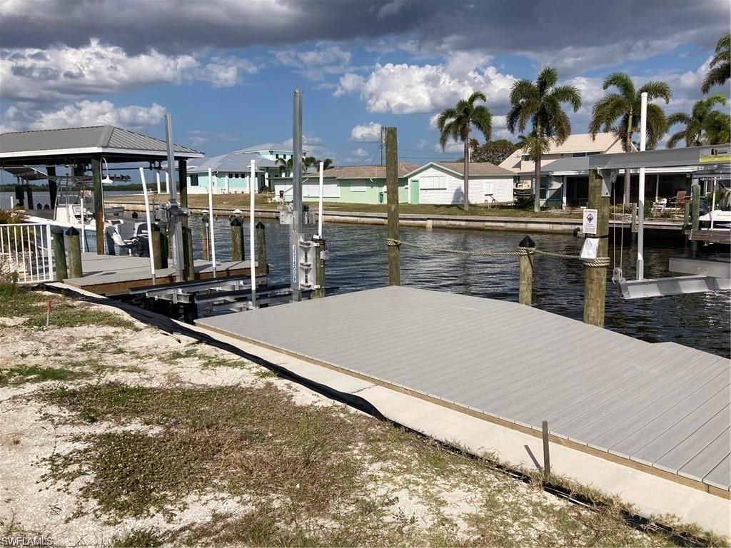 2849 Triggerfish St , Matlacha, FL 33993 Photo