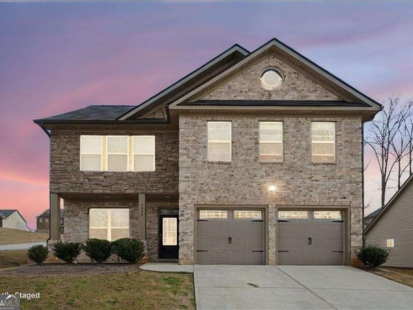 1734 Middle Brook Drive, Conyers, GA 30012