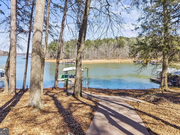 424 Capri Point, Lavonia, GA 30553