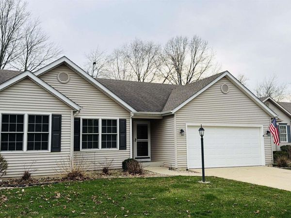 966 Tealwood Lane, South Bend, IN 46614