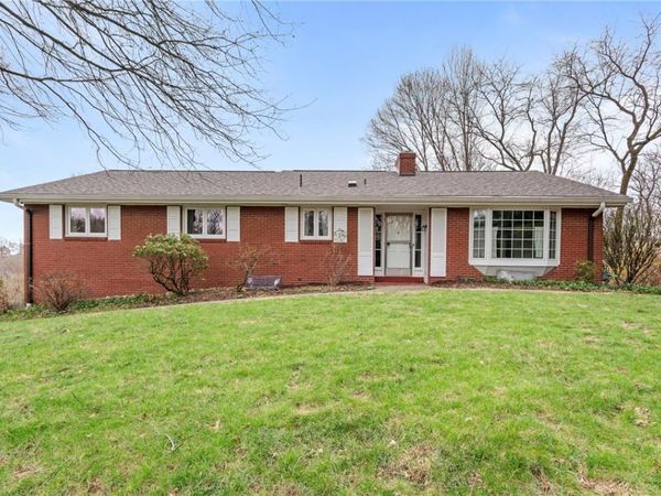 4 The Knob, Pittsburgh, PA 15202