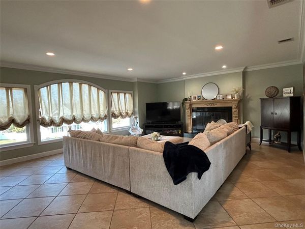 4 Vining Street , Centereach, NY 11720