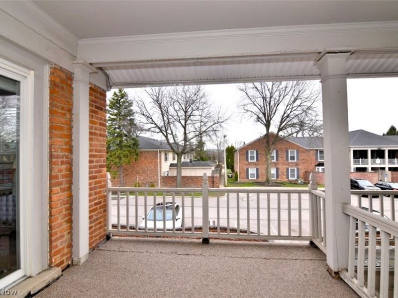 2108 Glouchester Drive, Lyndhurst, OH 44124 Photo 11