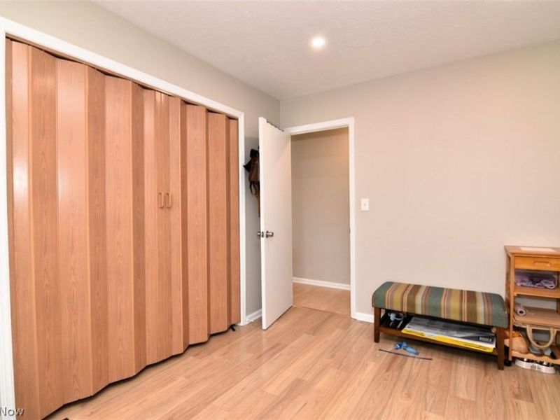 2108 Glouchester Drive, Lyndhurst, OH 44124 Photo 21