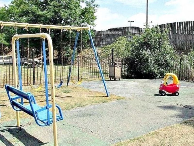 2108 Glouchester Drive, Lyndhurst, OH 44124 Photo 31