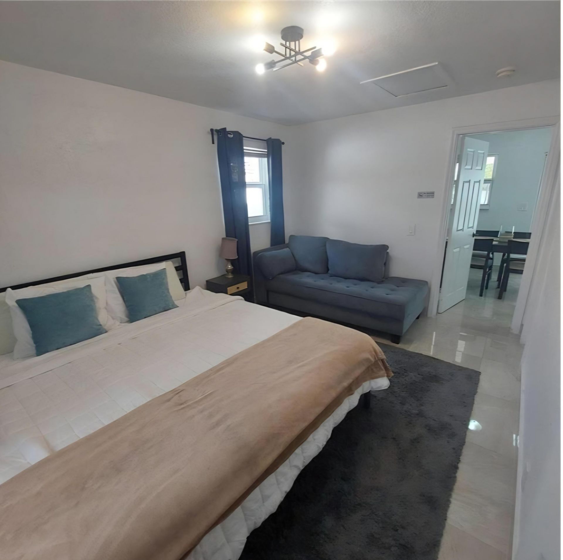 1670 NE 1st Avenue, Pompano Beach, FL 33060 Photo