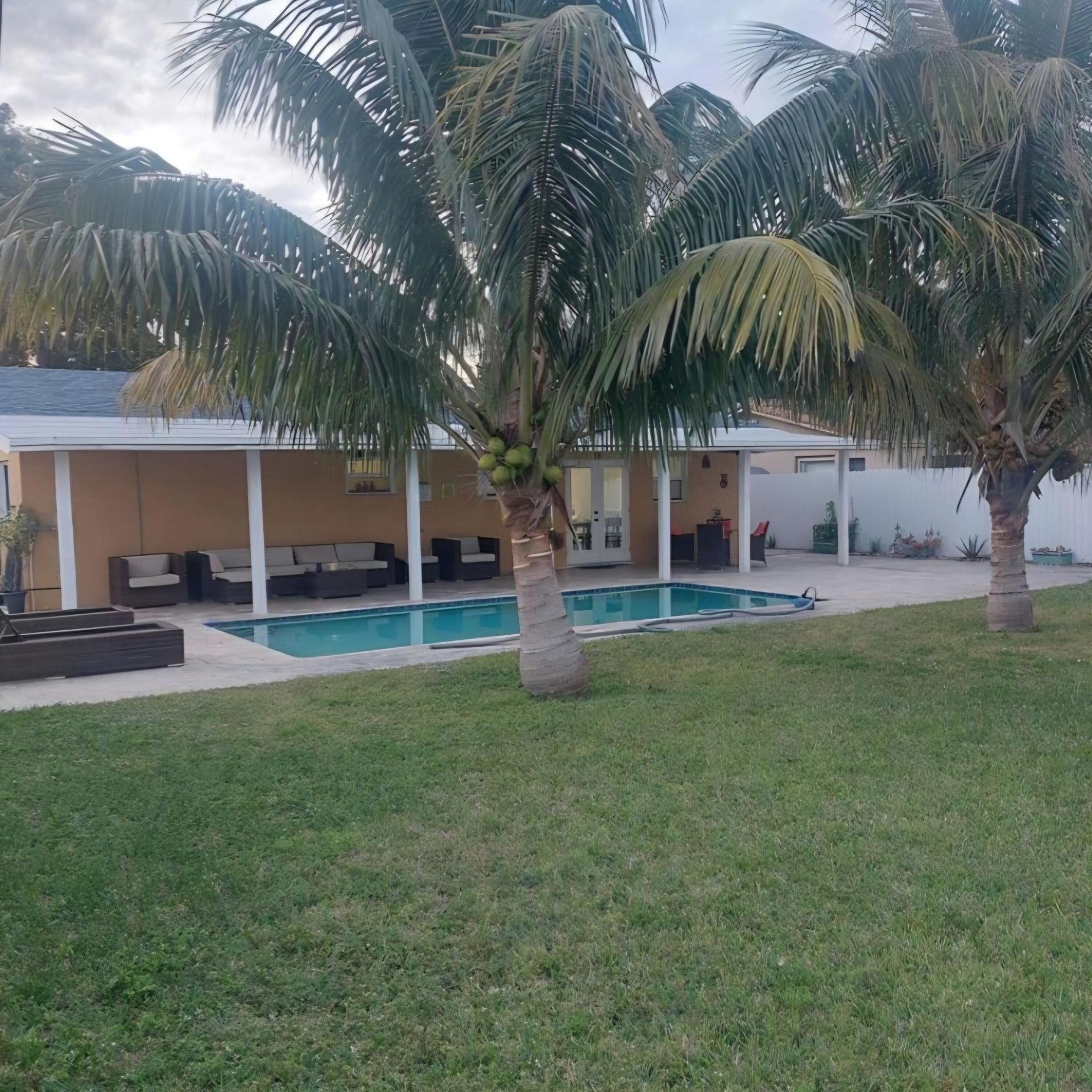 1670 NE 1st Avenue, Pompano Beach, FL 33060 Photo