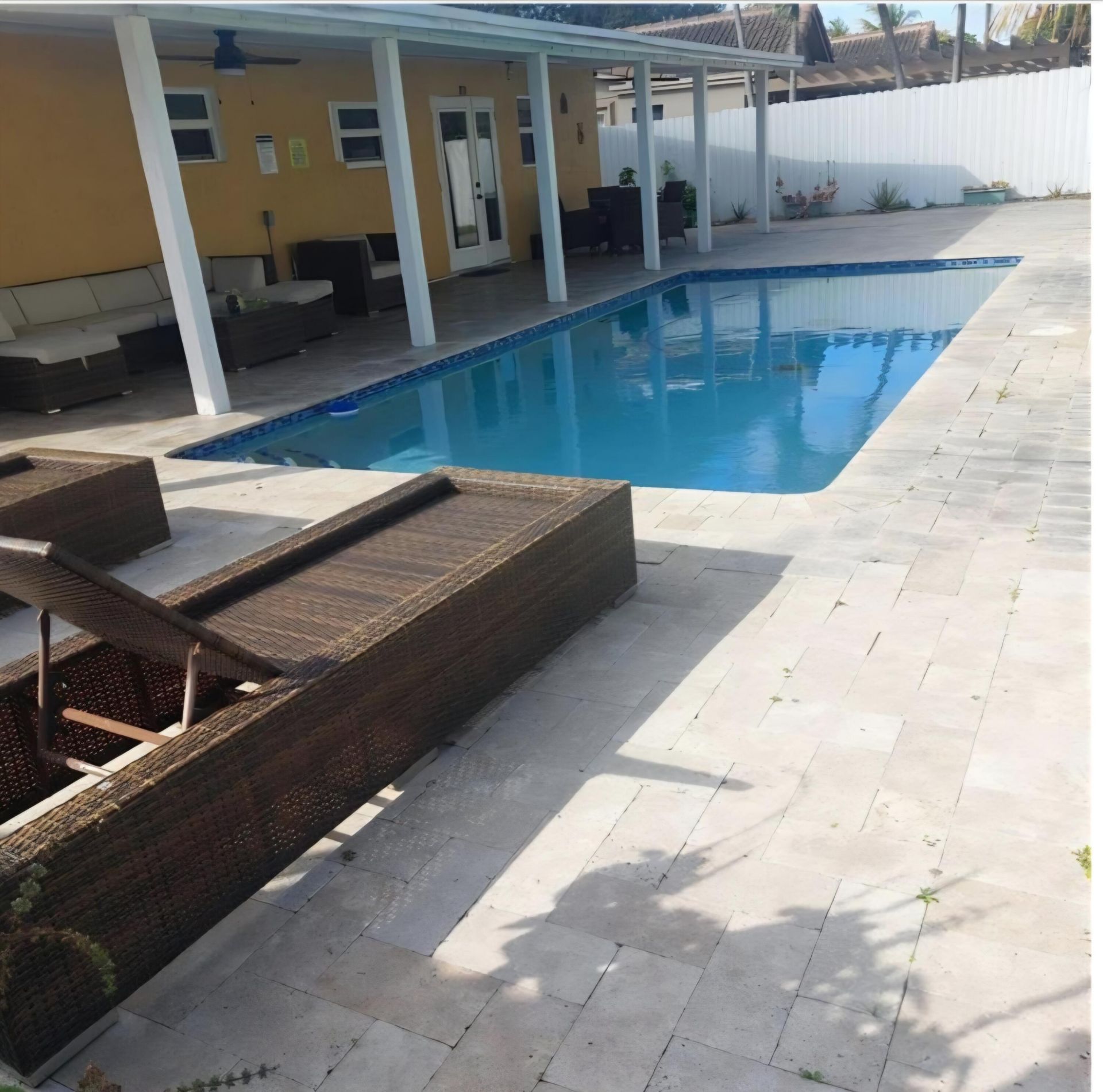 1670 NE 1st Avenue, Pompano Beach, FL 33060 Photo