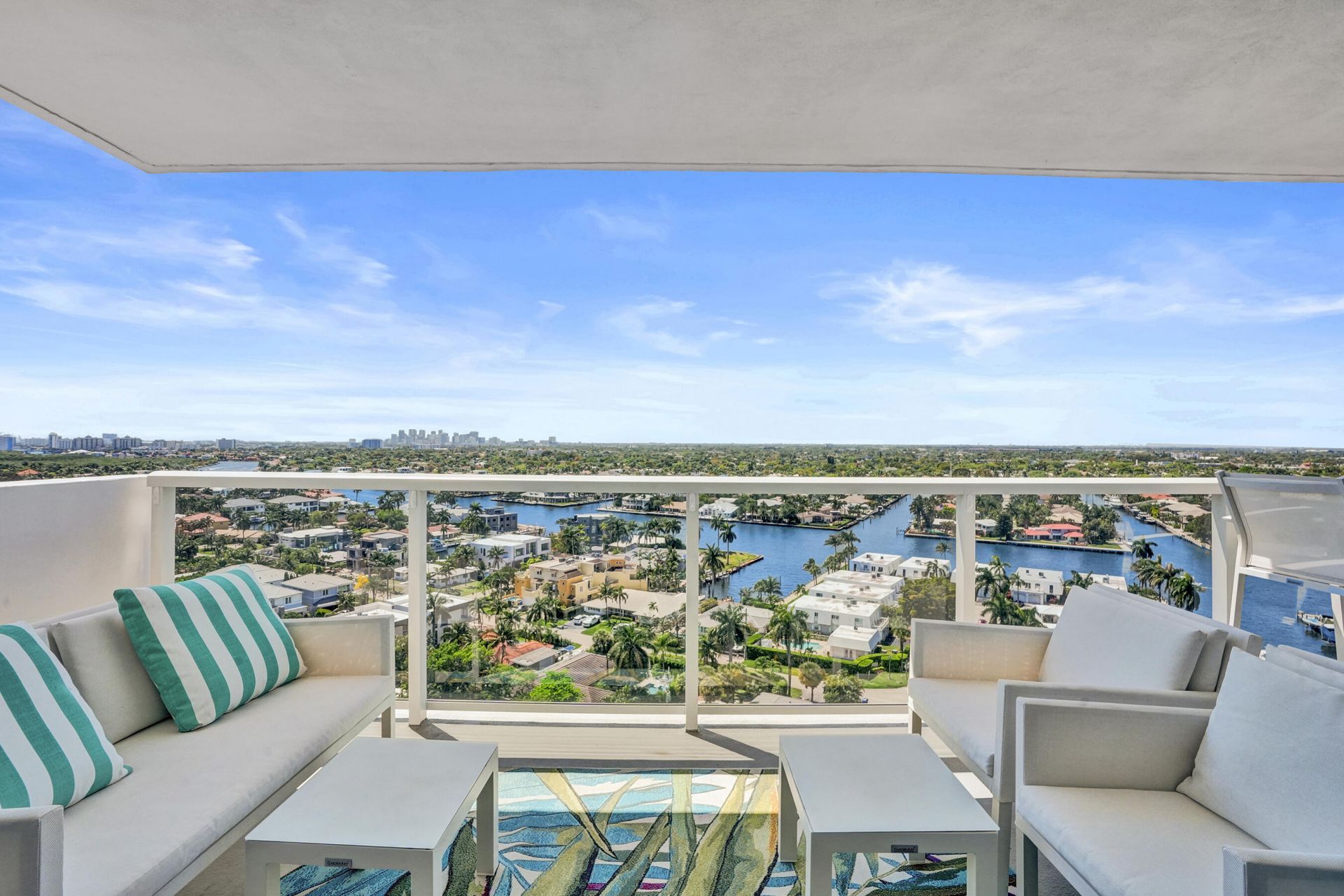 2701 N Ocean Boulevard, Unit 17e, Fort Lauderdale, FL 33308 Photo